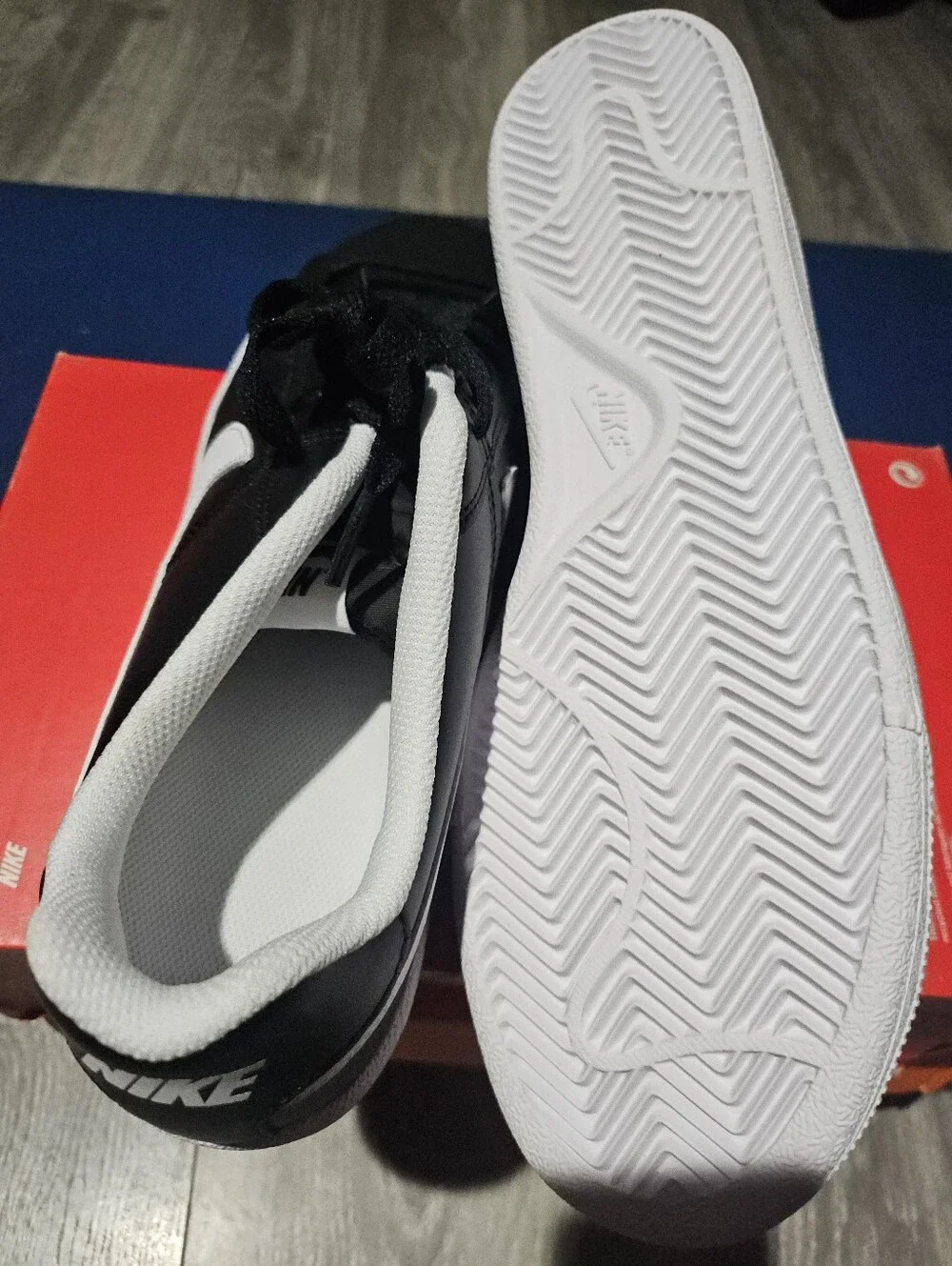 Nike Men's Black & White Court Sneakers